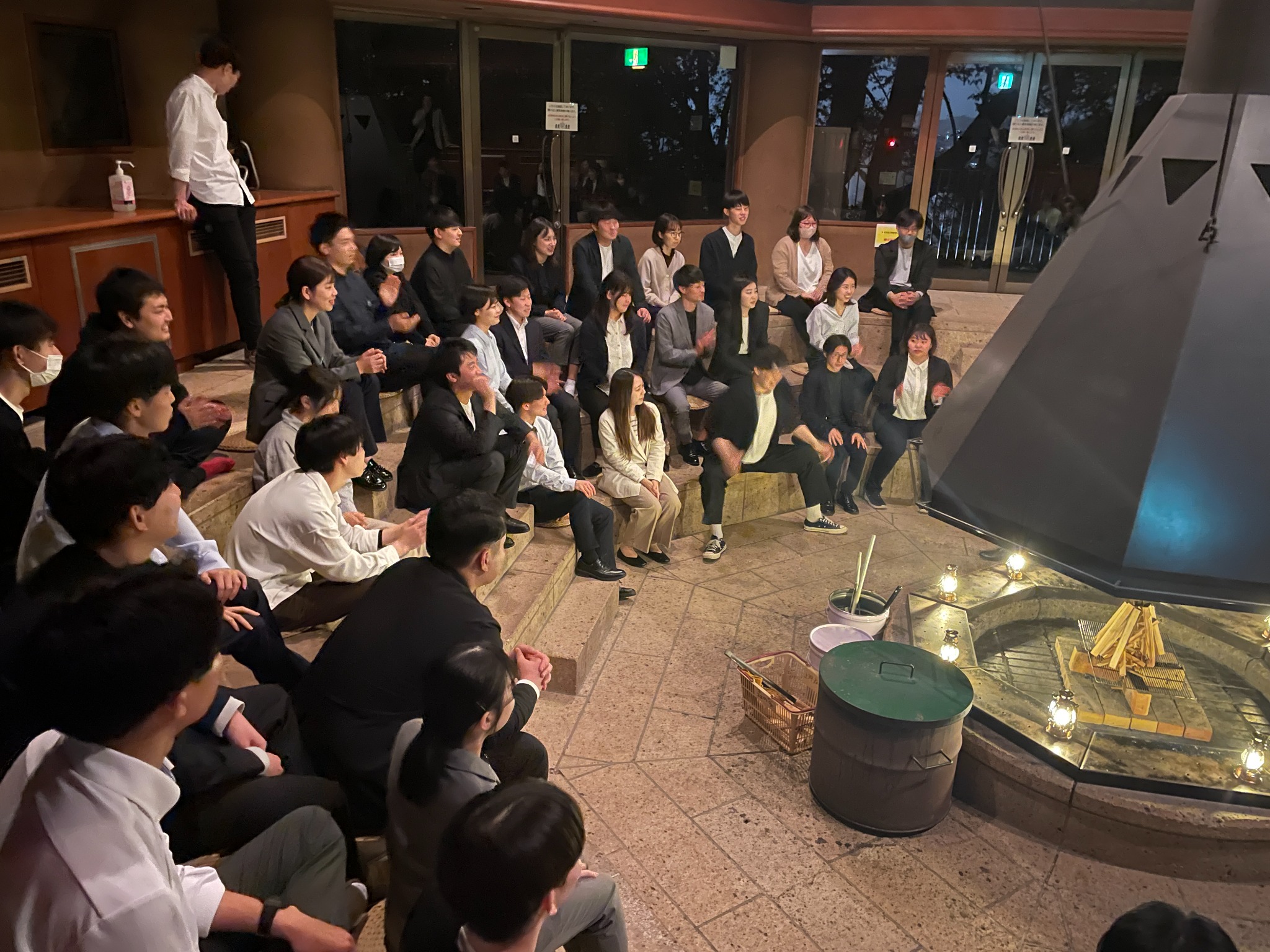 新卒メンバーが交流している様子